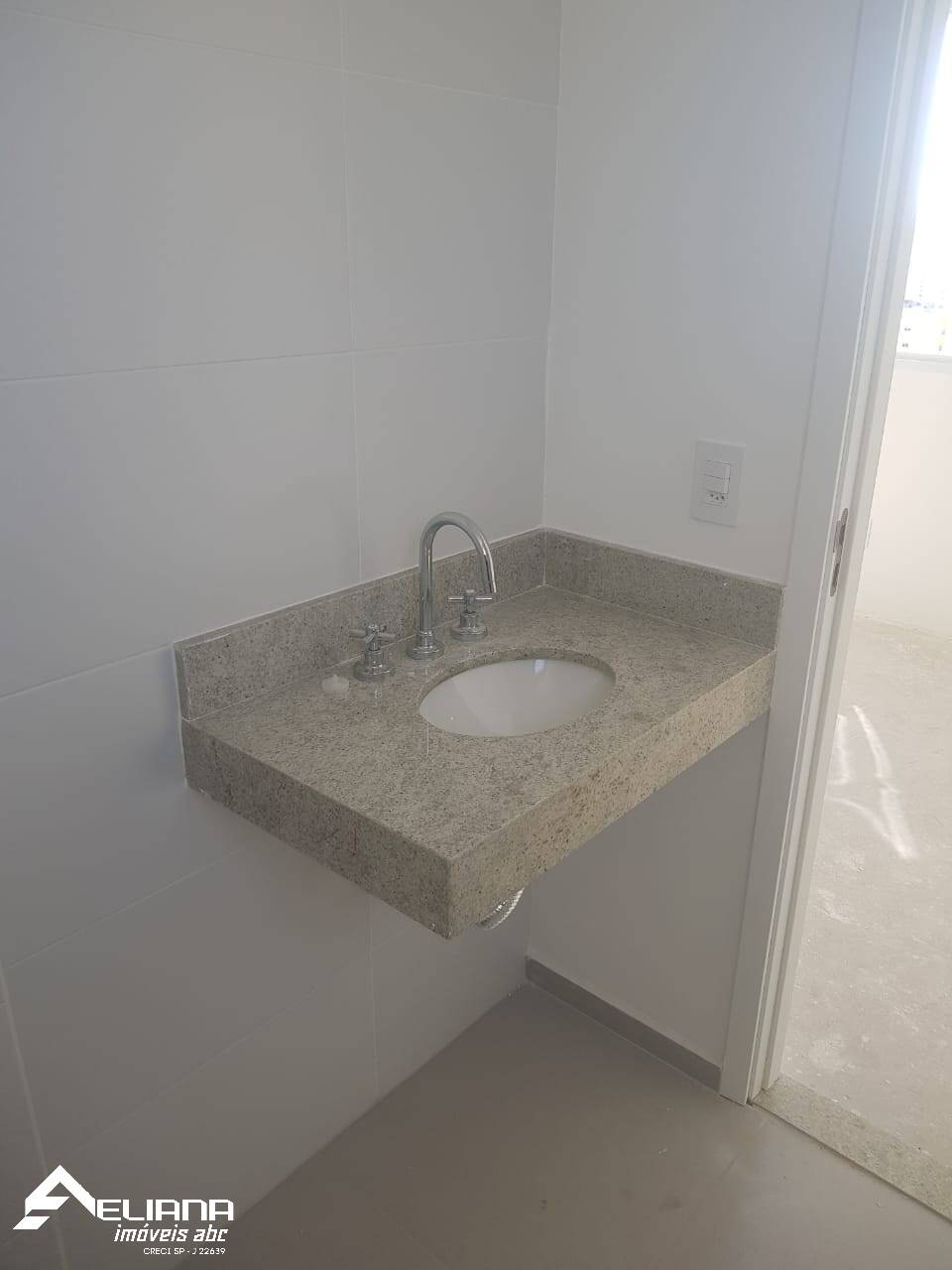 Apartamento à venda com 2 quartos, 58m² - Foto 14