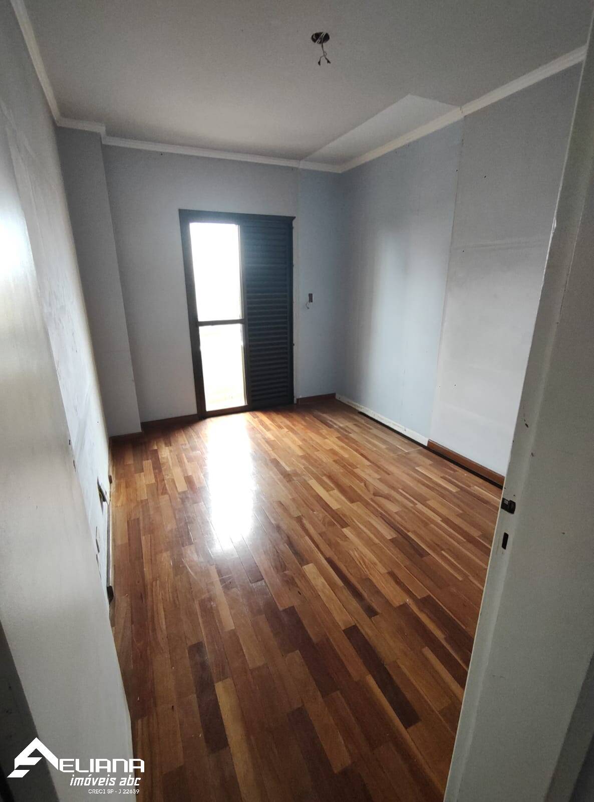 Apartamento à venda com 3 quartos, 95m² - Foto 5