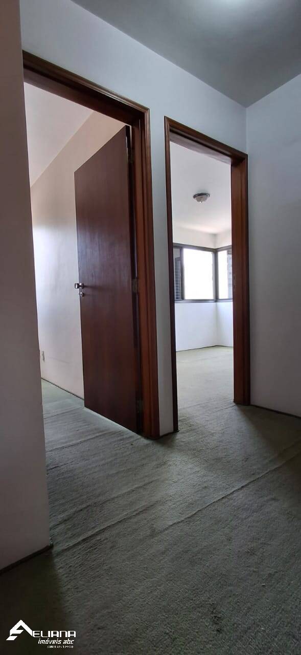 Apartamento à venda com 4 quartos, 140m² - Foto 19