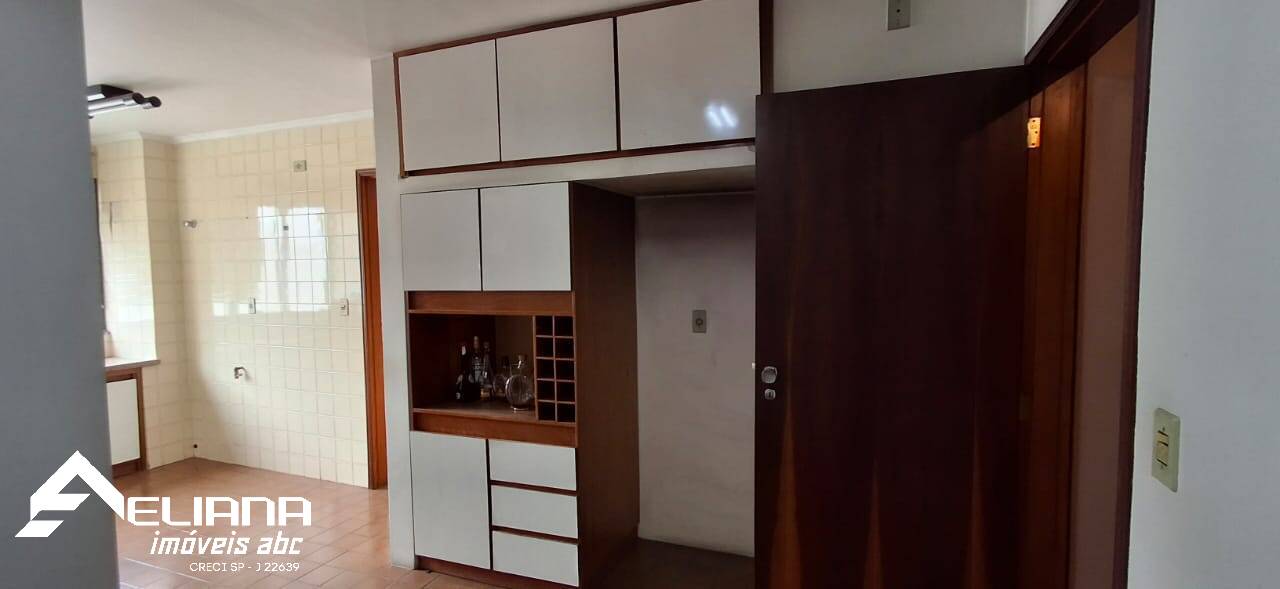 Apartamento à venda com 4 quartos, 140m² - Foto 7