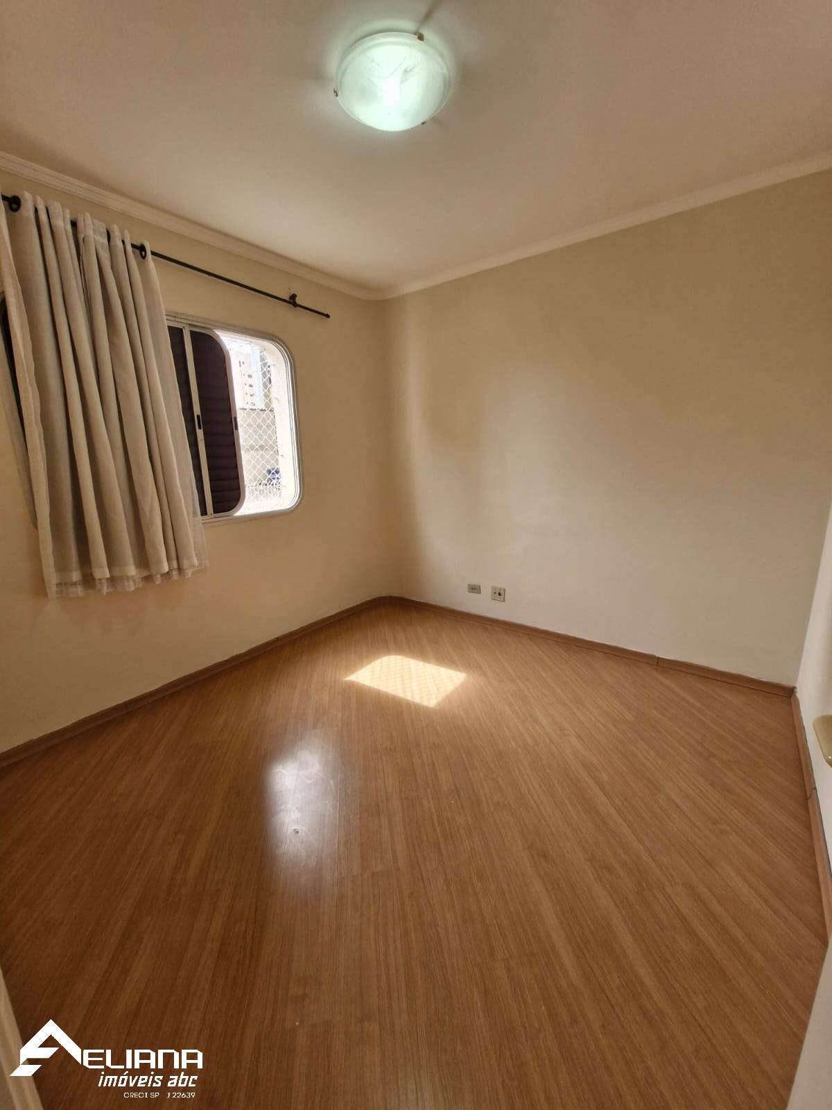 Apartamento para alugar com 2 quartos, 80m² - Foto 8