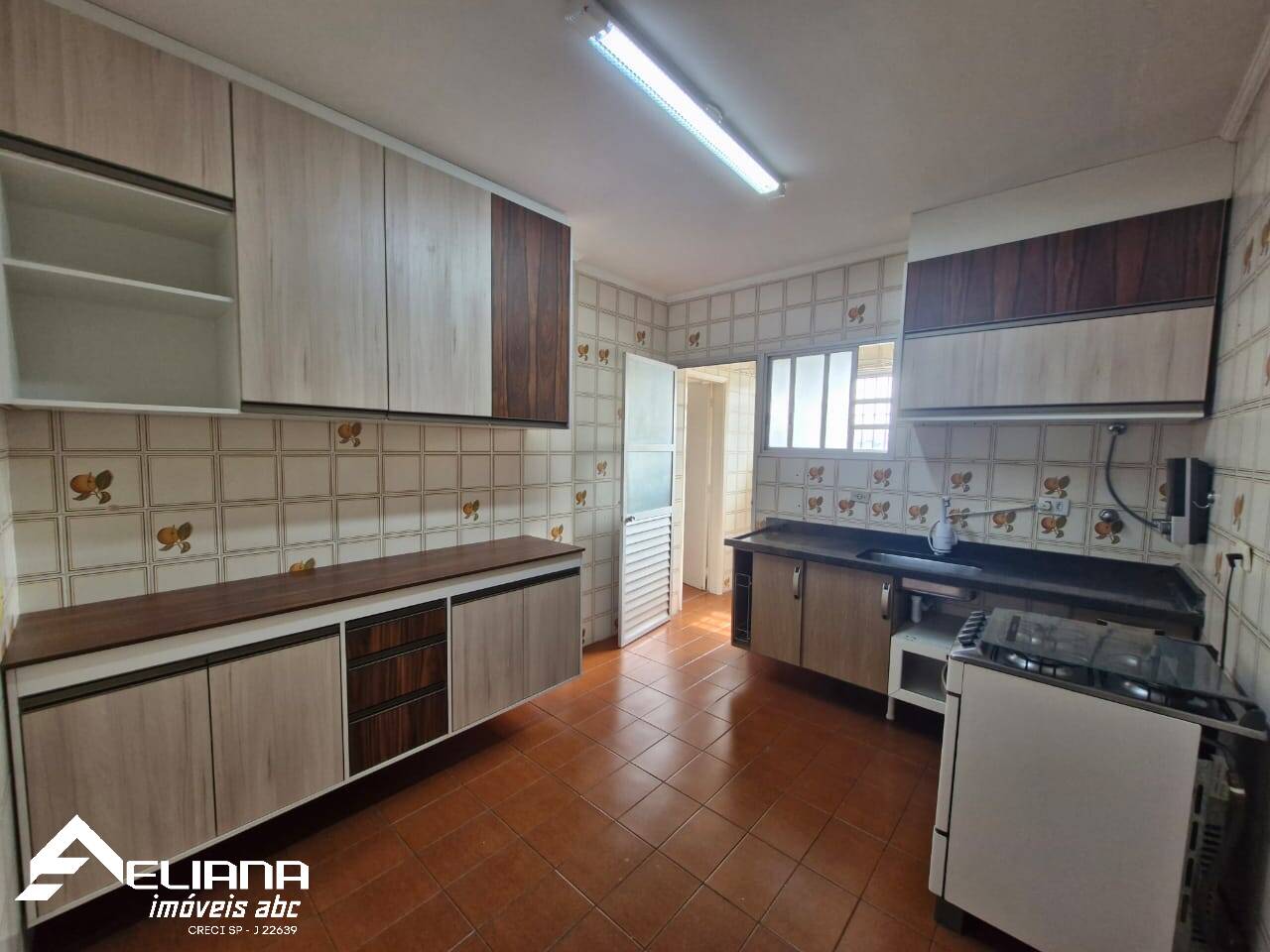 Apartamento para alugar com 2 quartos, 80m² - Foto 21