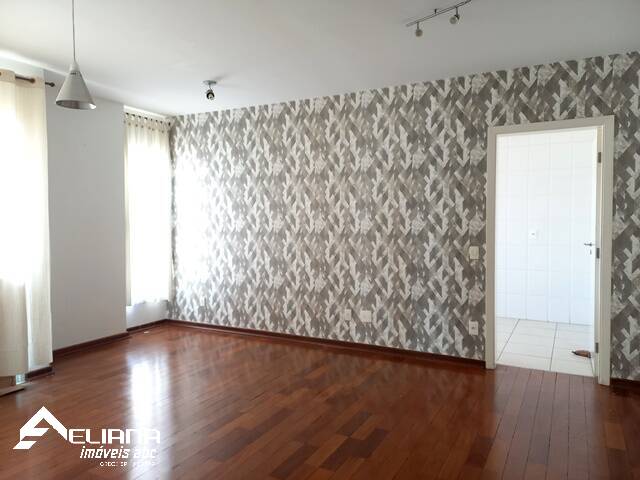 Apartamento à venda com 3 quartos, 120m² - Foto 2