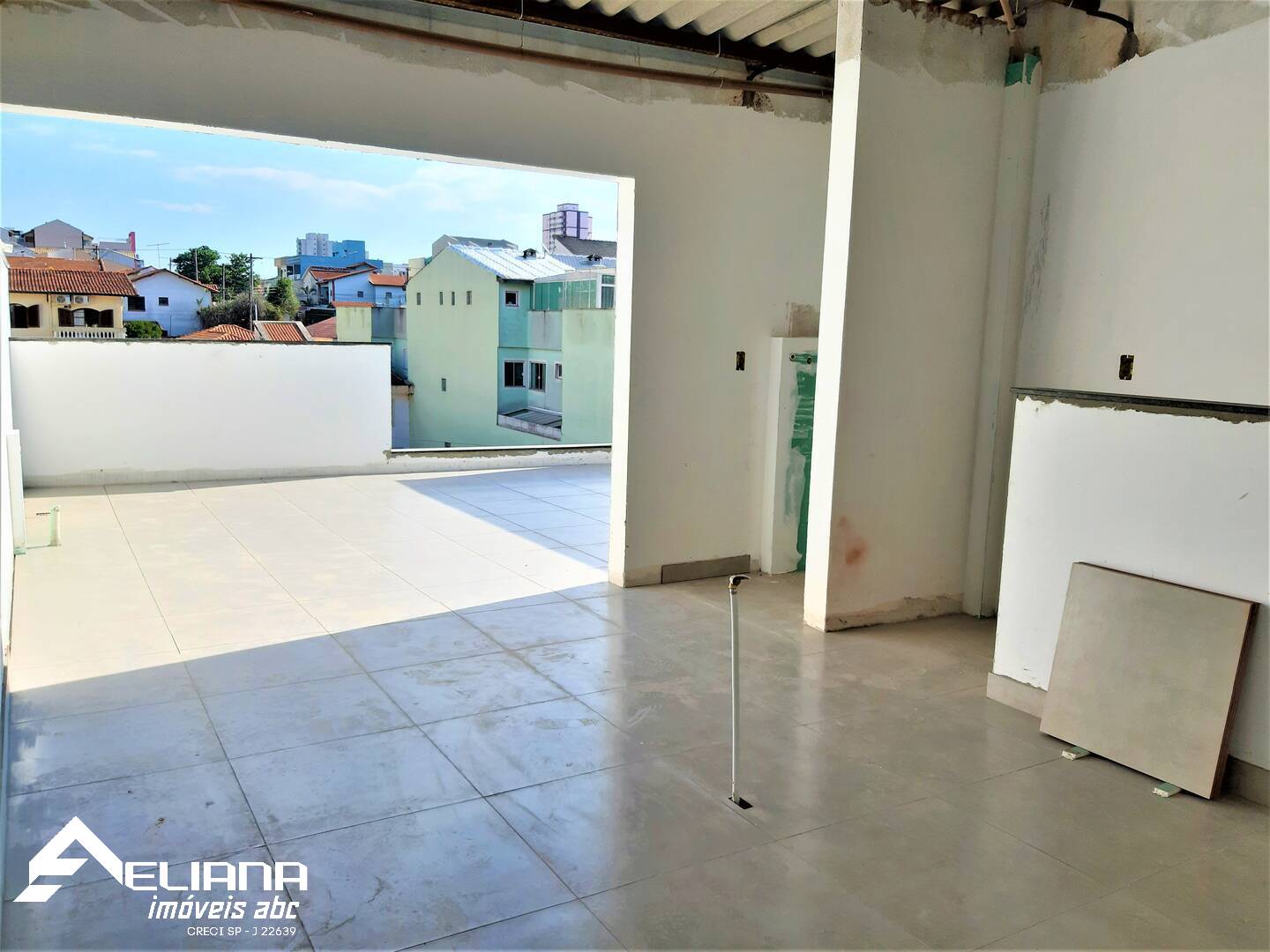 Apartamento à venda com 2 quartos, 100m² - Foto 28