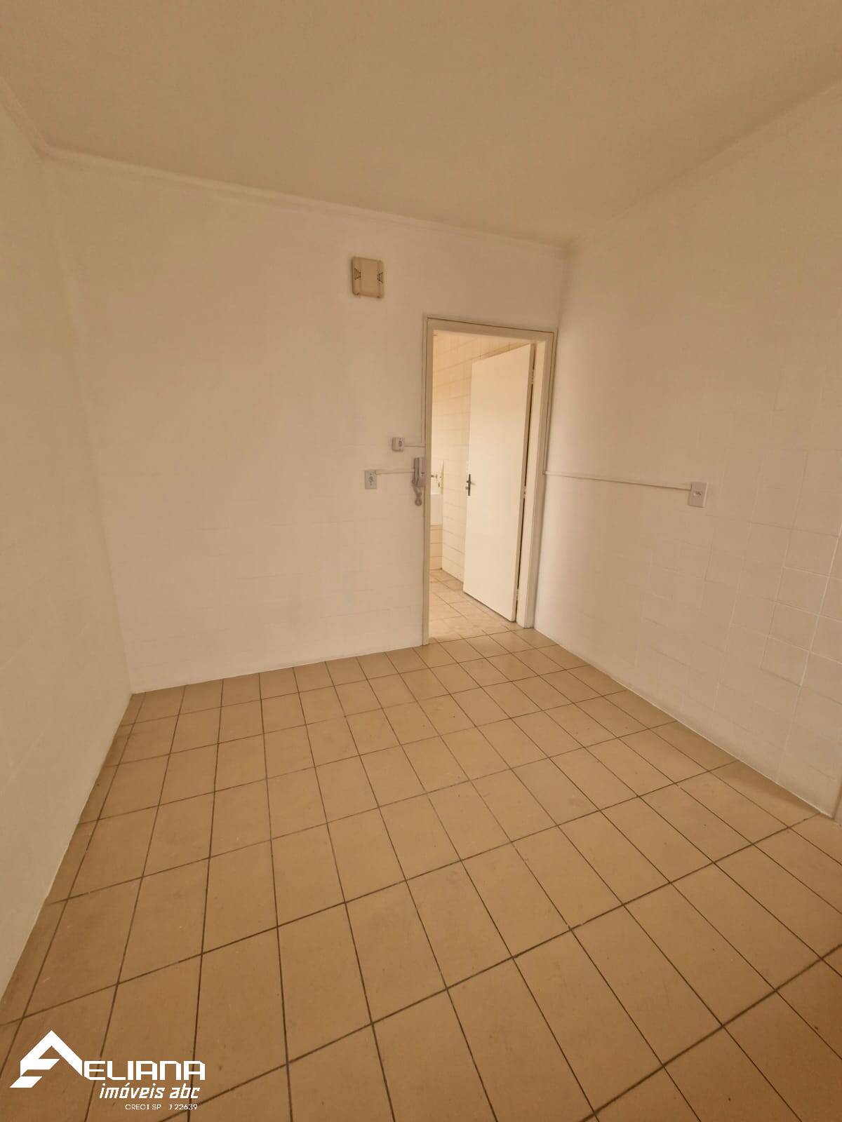 Apartamento à venda com 2 quartos, 83m² - Foto 22