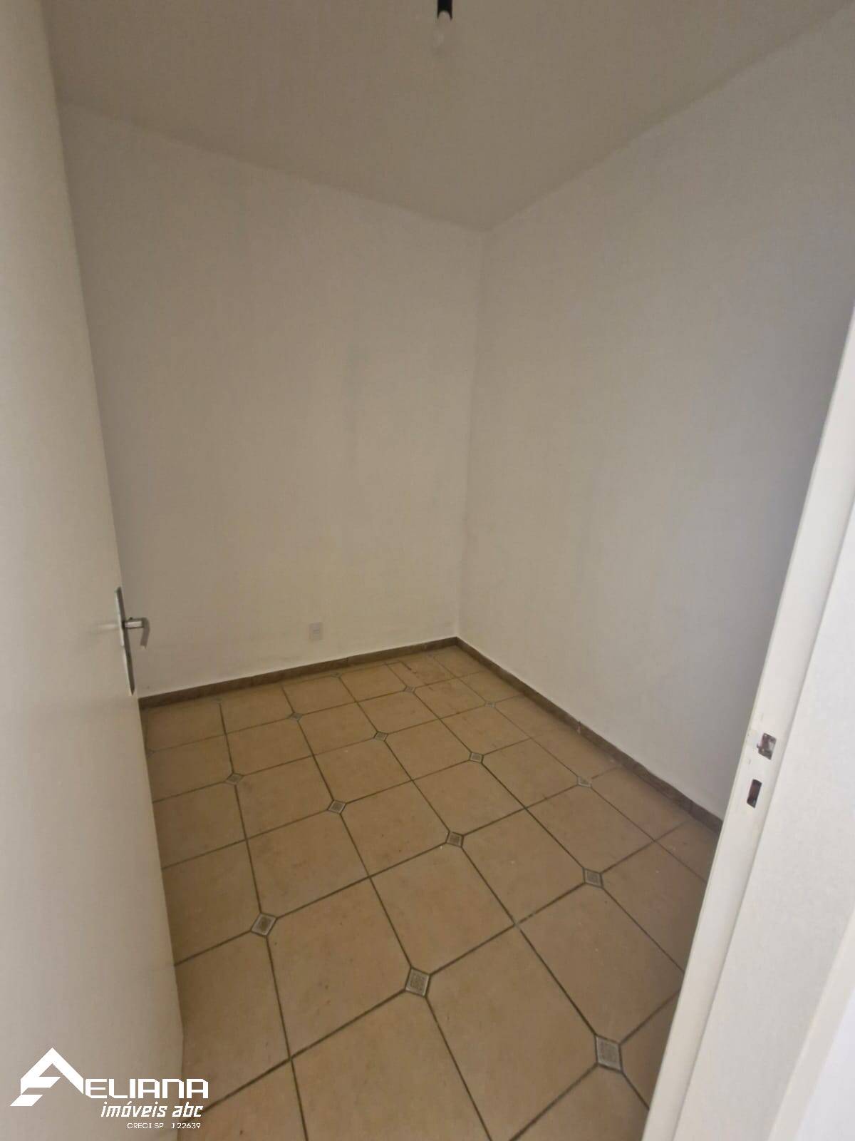 Apartamento à venda com 2 quartos, 83m² - Foto 16