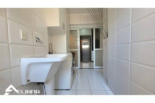 Apartamento à venda com 3 quartos, 122m² - Foto 28