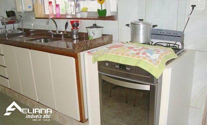 Sobrado à venda com 2 quartos, 121m² - Foto 4