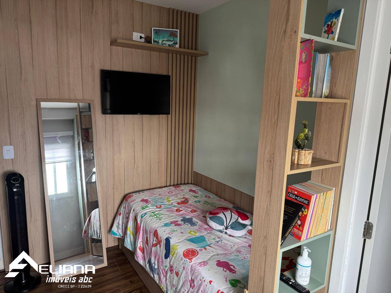 Apartamento à venda com 3 quartos, 107m² - Foto 29