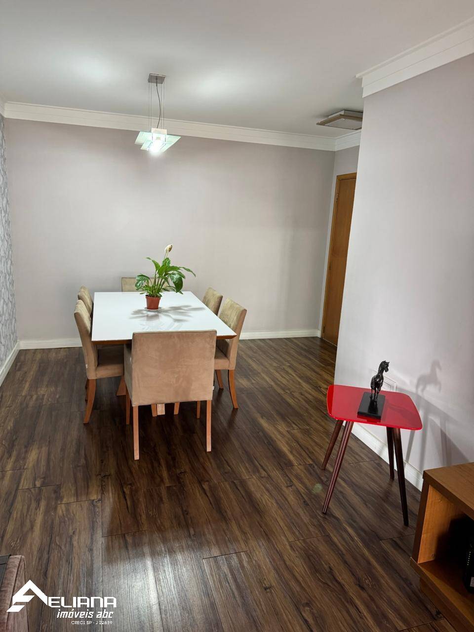 Apartamento à venda com 3 quartos, 107m² - Foto 7