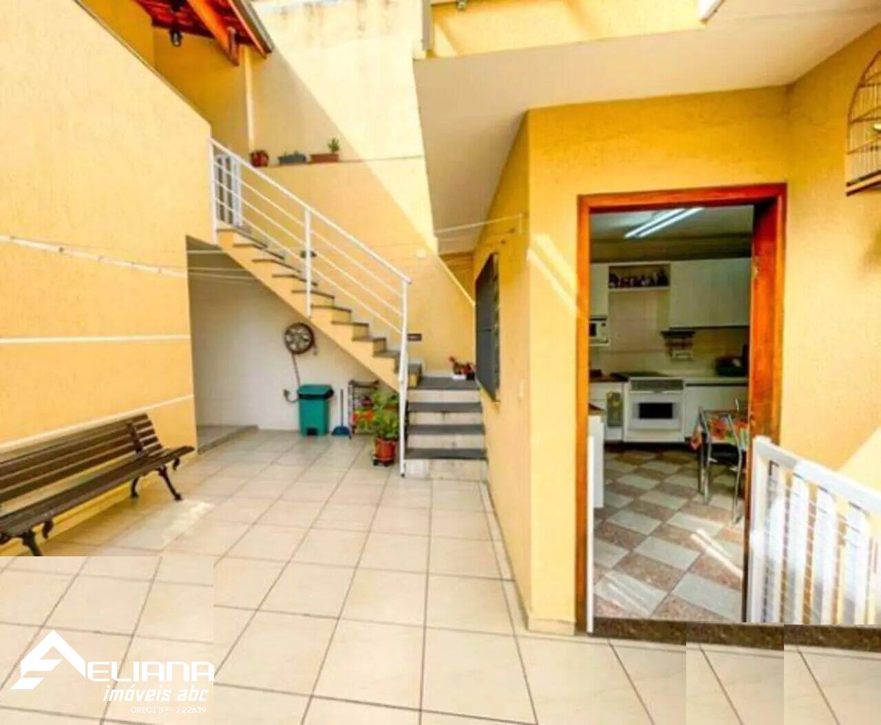 Casa à venda com 3 quartos, 198m² - Foto 9