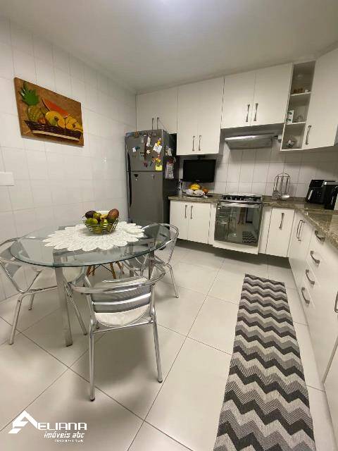 Apartamento à venda com 3 quartos, 124m² - Foto 29