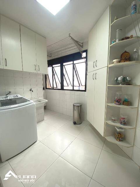 Apartamento à venda com 3 quartos, 124m² - Foto 34