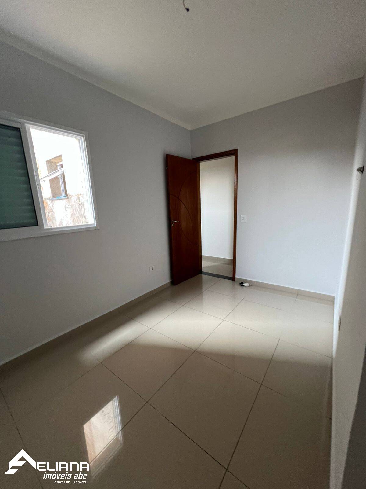 Apartamento à venda com 2 quartos, 56m² - Foto 7