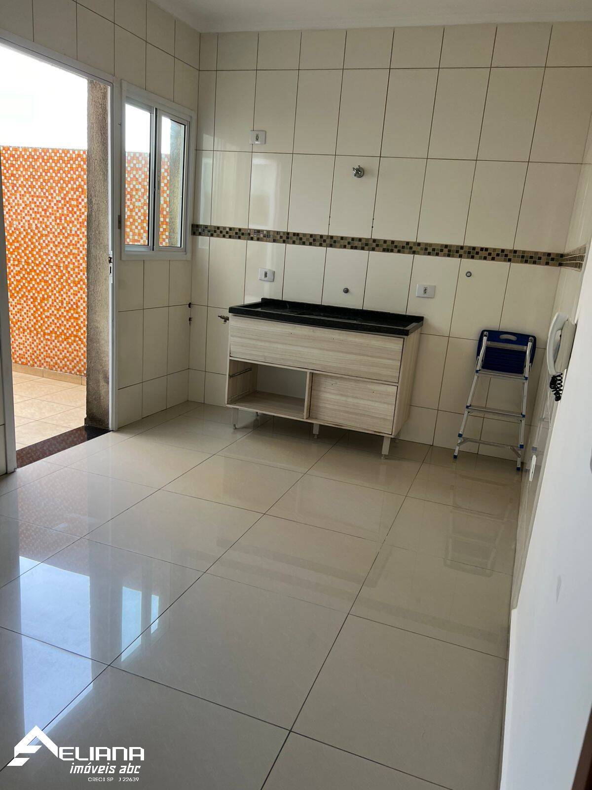 Apartamento à venda com 2 quartos, 56m² - Foto 10