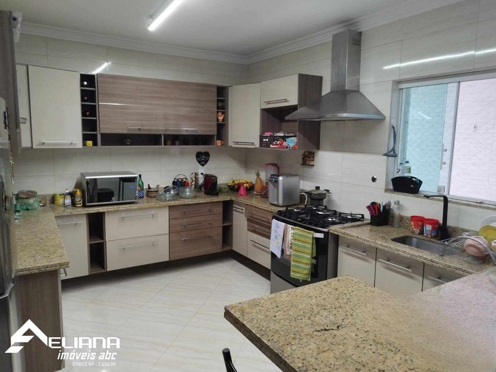 Casa à venda com 3 quartos, 389m² - Foto 12