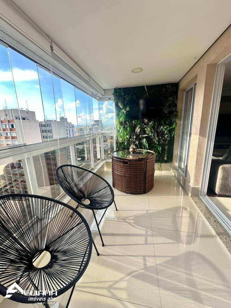 Apartamento à venda com 3 quartos, 156m² - Foto 1