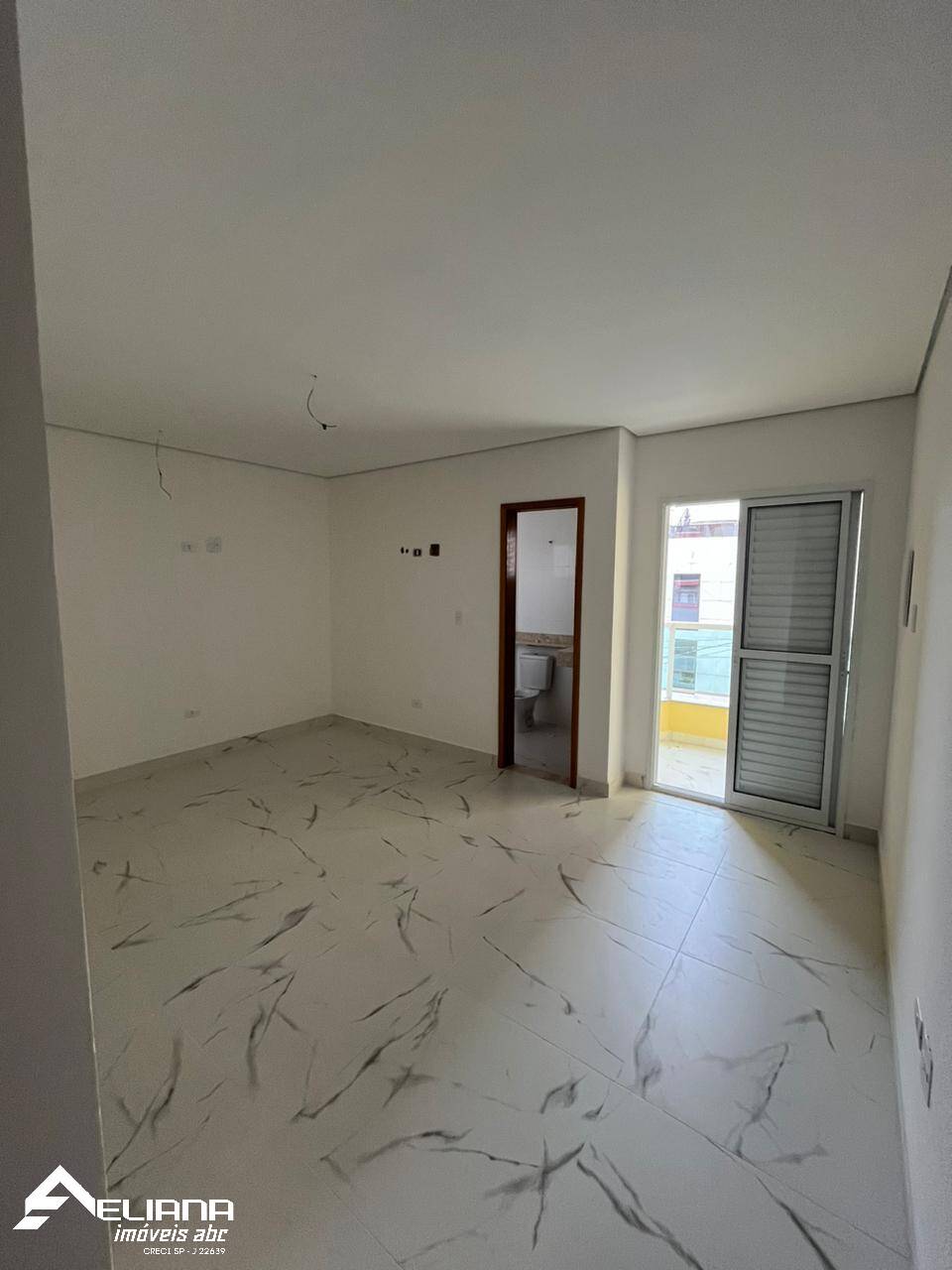 Apartamento à venda com 3 quartos, 200m² - Foto 19