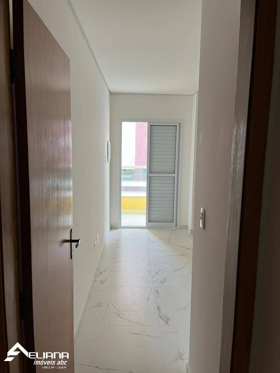 Apartamento à venda com 3 quartos, 200m² - Foto 28