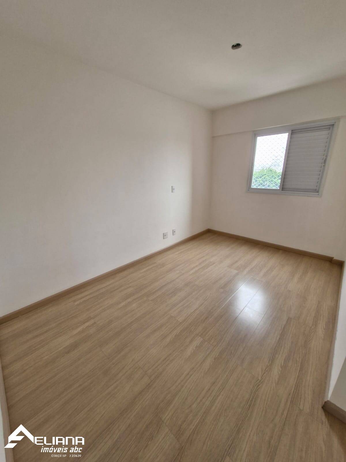 Apartamento à venda com 2 quartos, 70m² - Foto 20