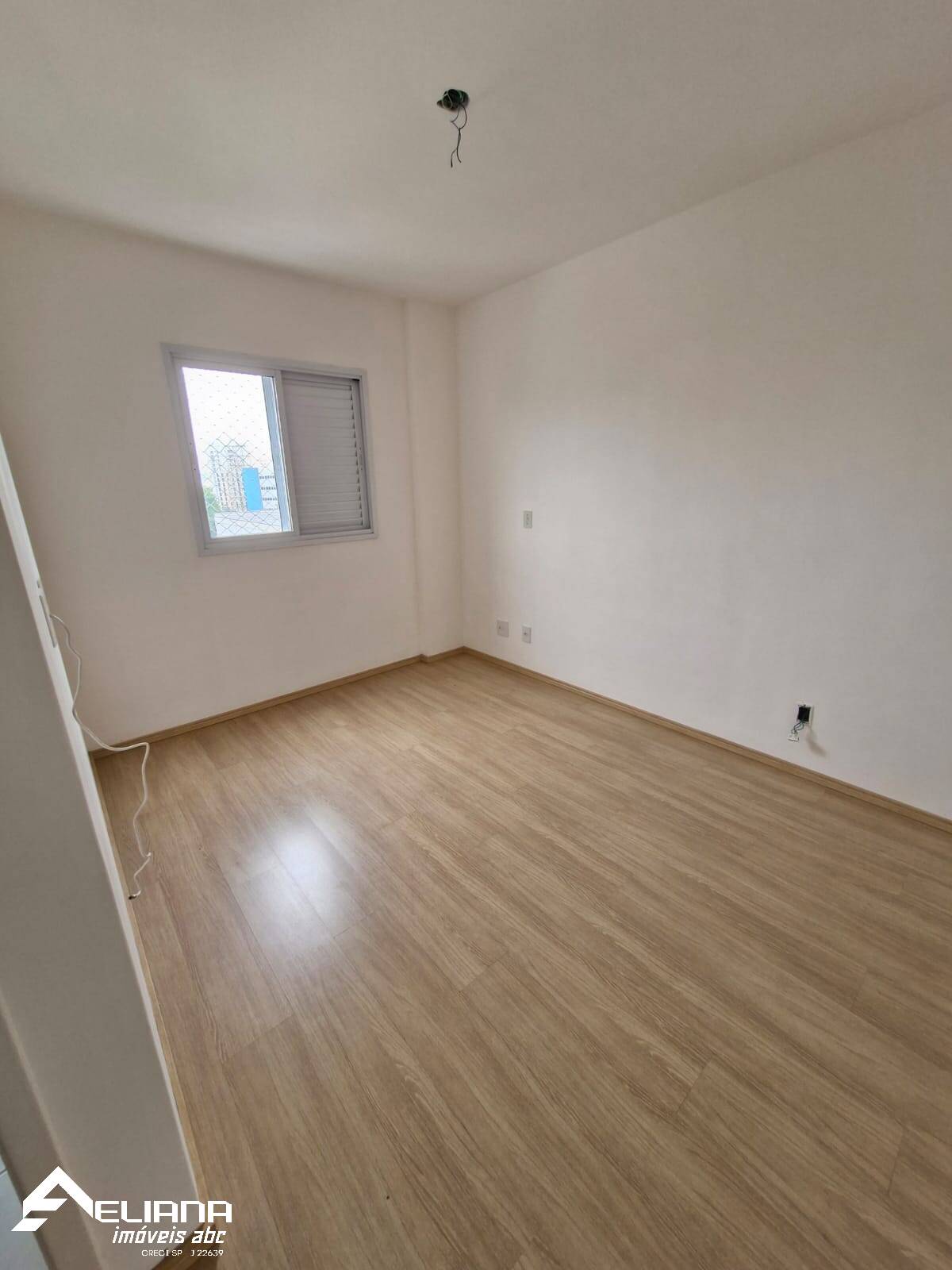 Apartamento à venda com 2 quartos, 70m² - Foto 18