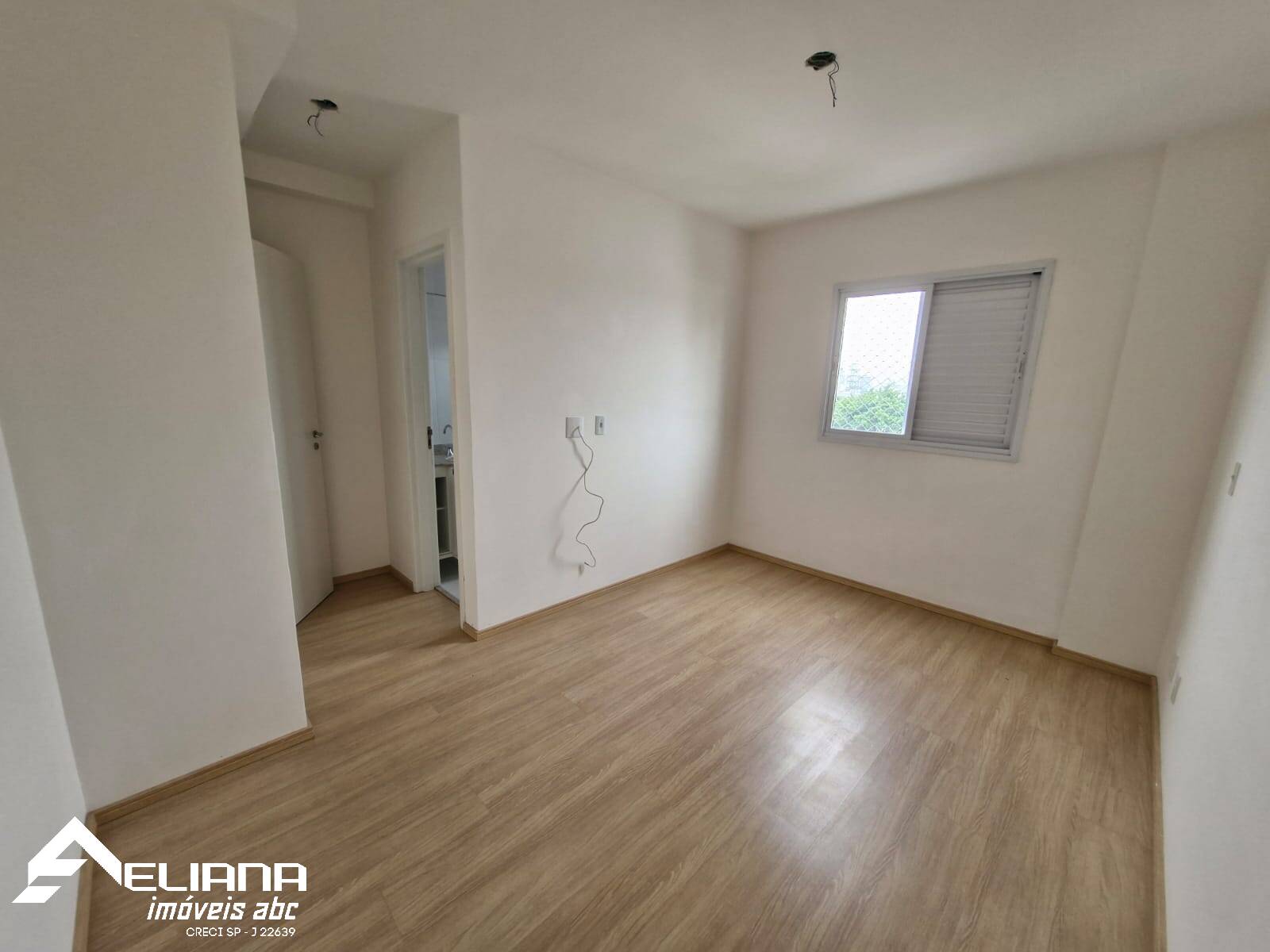 Apartamento à venda com 2 quartos, 70m² - Foto 17