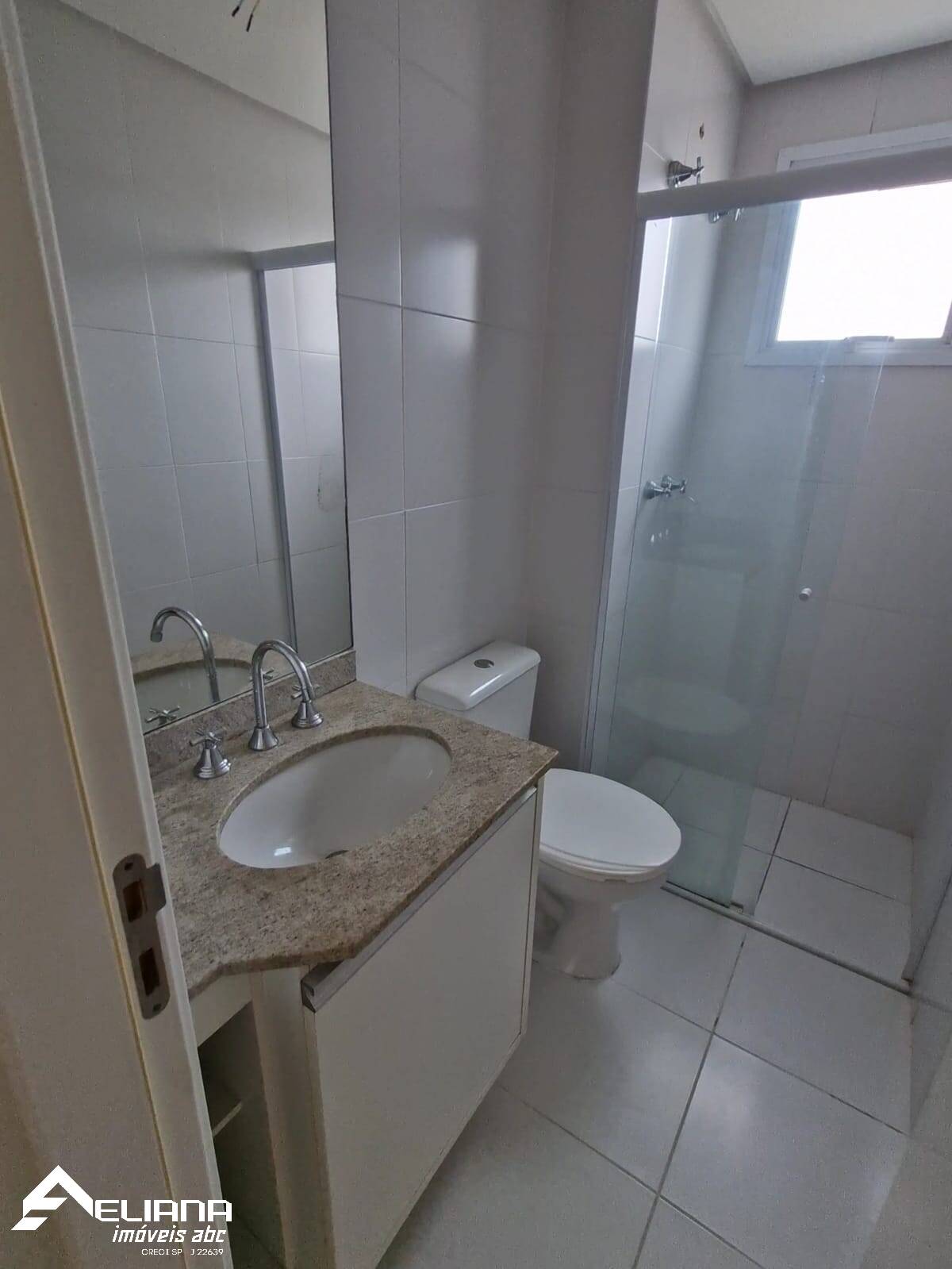 Apartamento à venda com 2 quartos, 70m² - Foto 26