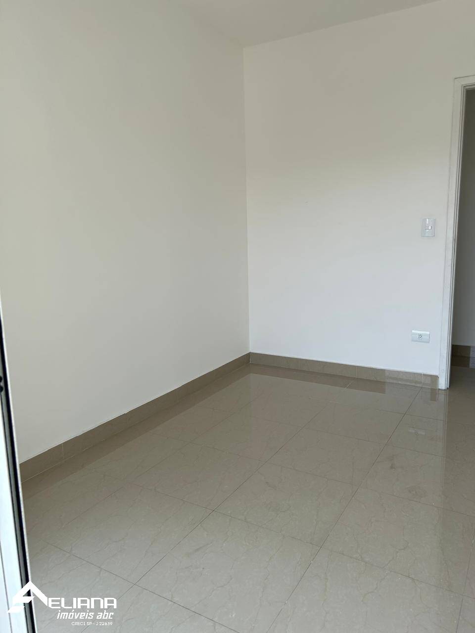 Apartamento à venda com 3 quartos, 107m² - Foto 17