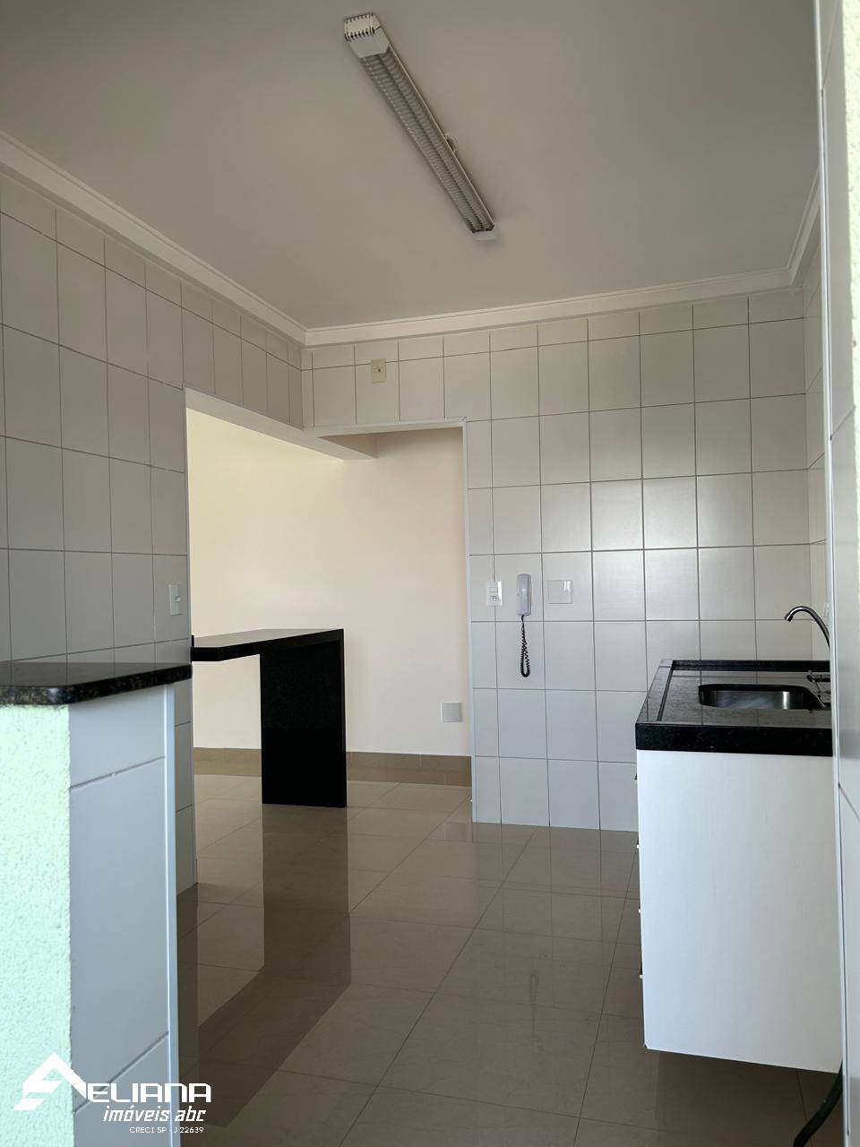 Apartamento à venda com 3 quartos, 107m² - Foto 9