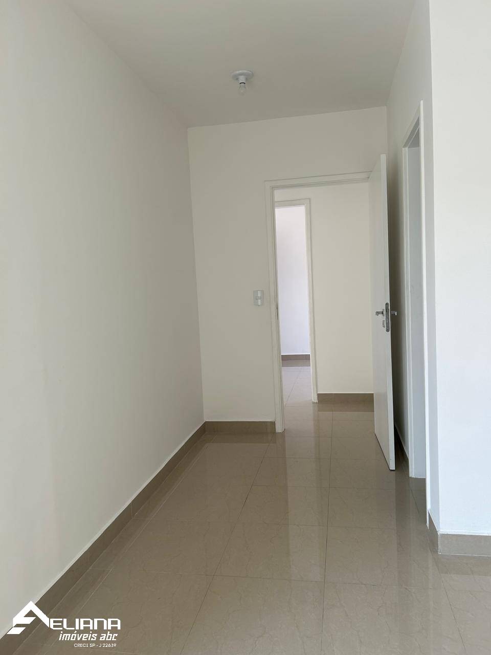 Apartamento à venda com 3 quartos, 107m² - Foto 28