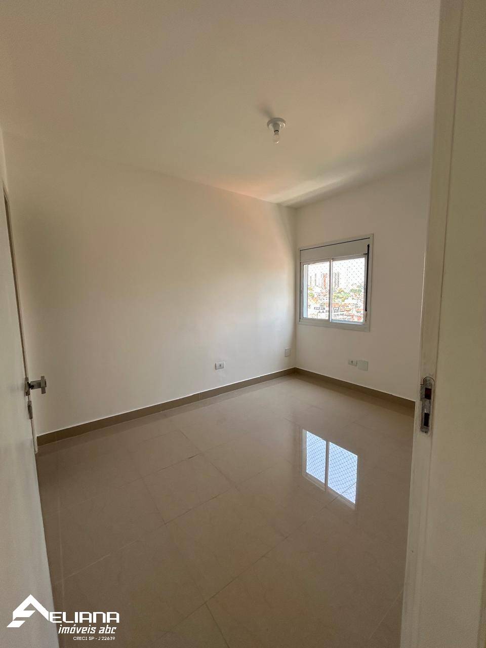 Apartamento à venda com 3 quartos, 107m² - Foto 22