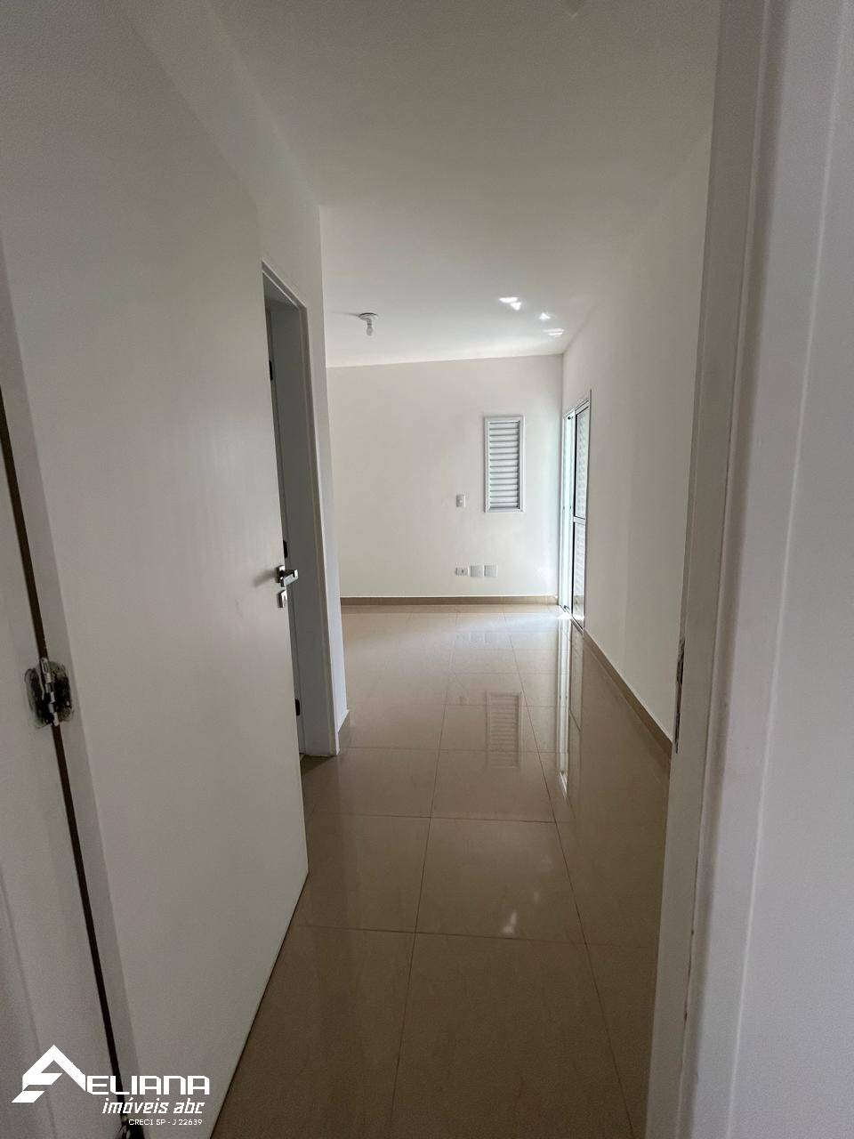 Apartamento à venda com 3 quartos, 107m² - Foto 32