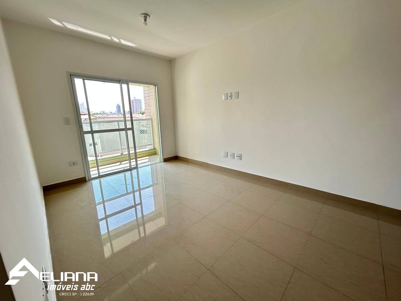 Apartamento à venda com 3 quartos, 107m² - Foto 13