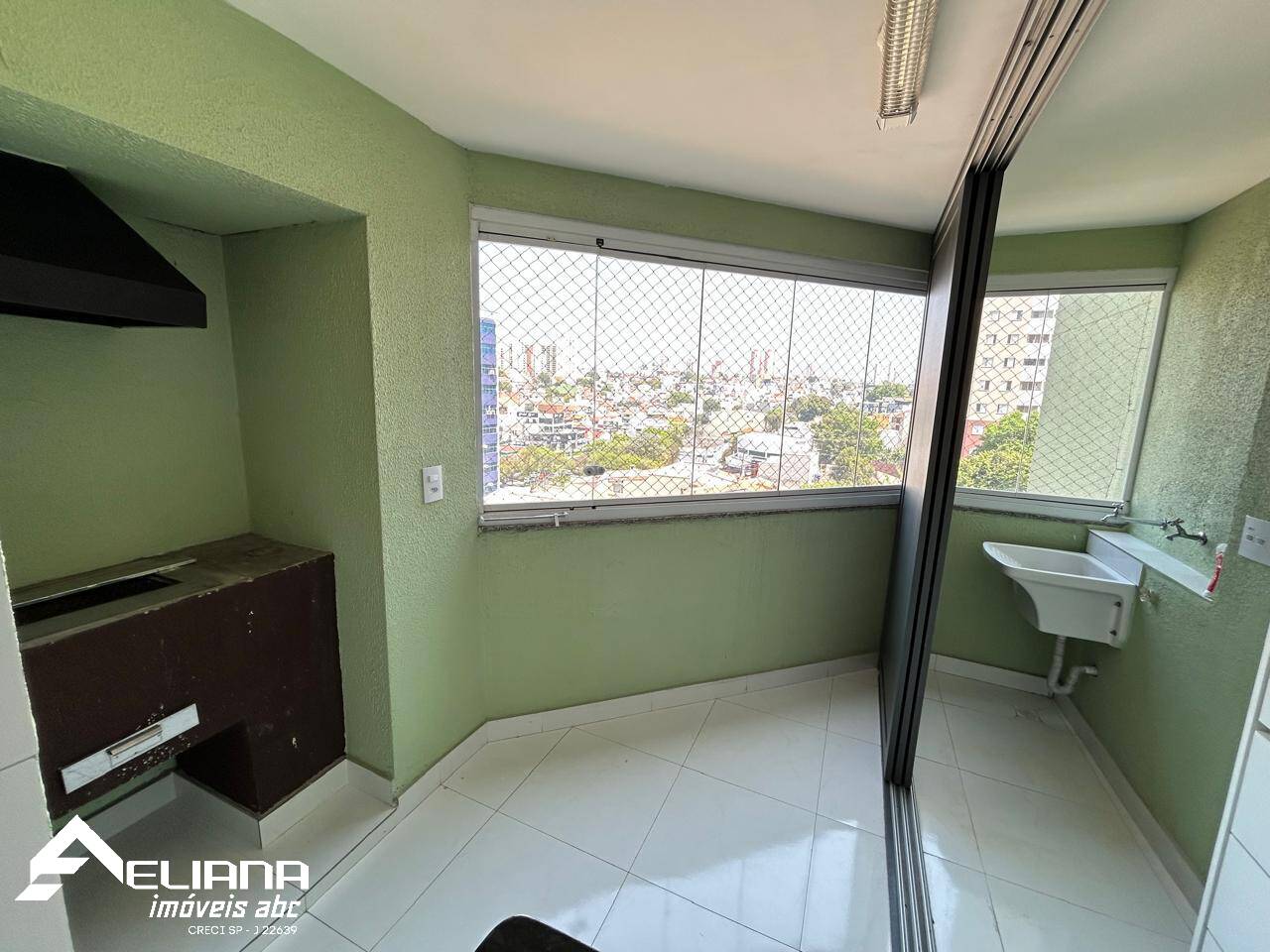 Apartamento à venda com 3 quartos, 107m² - Foto 5