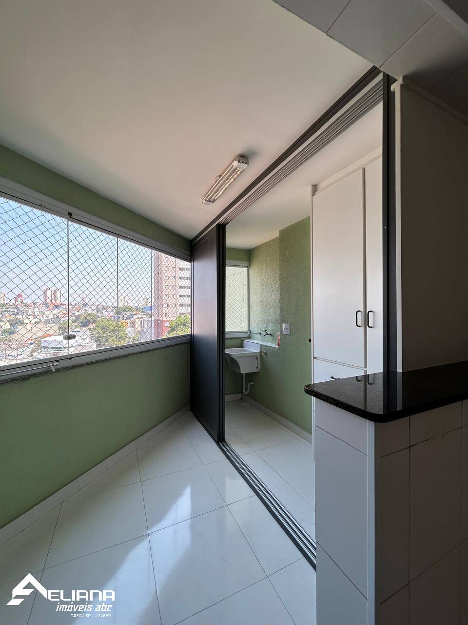 Apartamento à venda com 3 quartos, 107m² - Foto 11