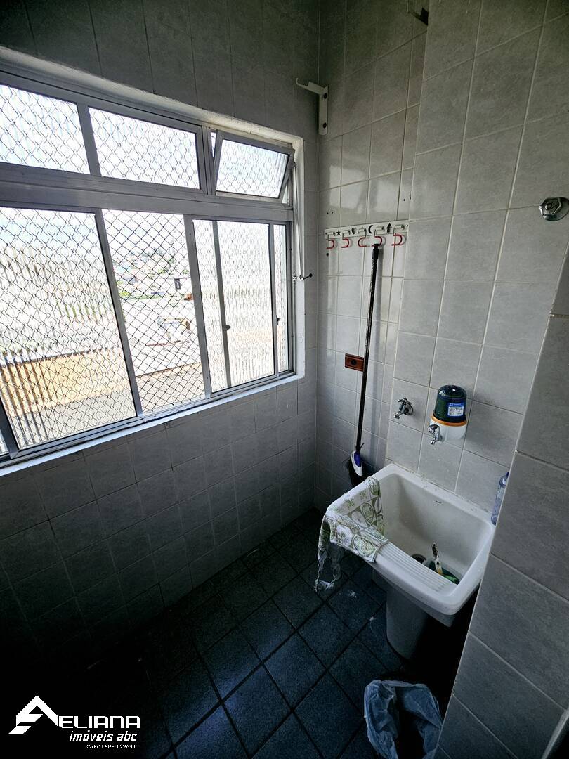 Apartamento à venda com 2 quartos, 68m² - Foto 5