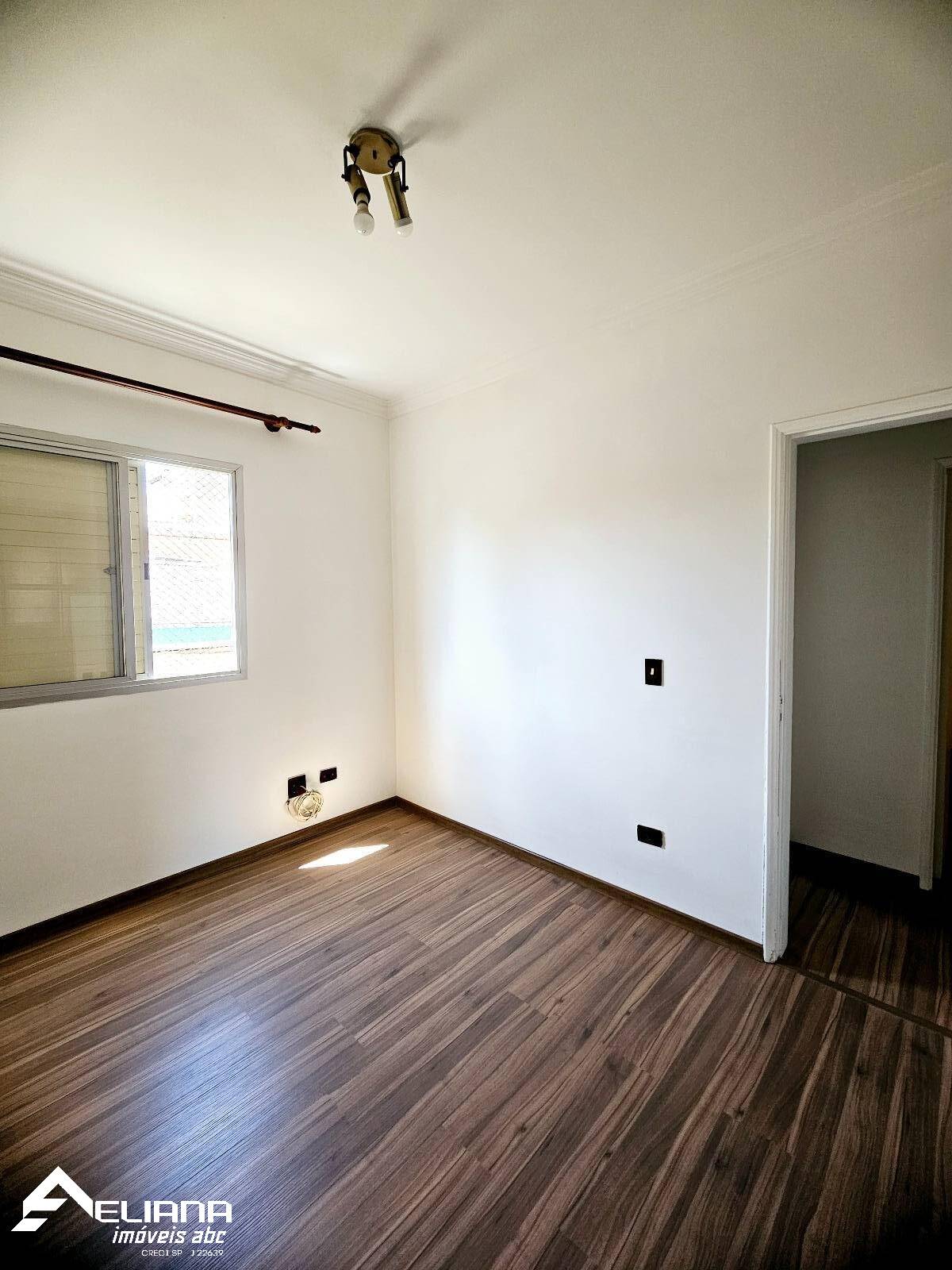 Apartamento à venda com 2 quartos, 68m² - Foto 9