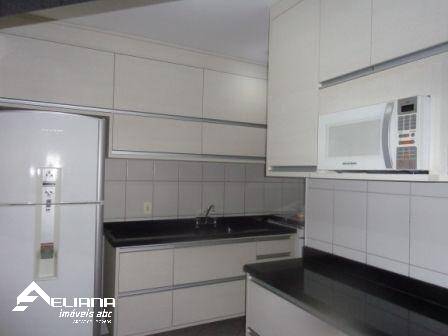 Apartamento à venda com 2 quartos, 70m² - Foto 6