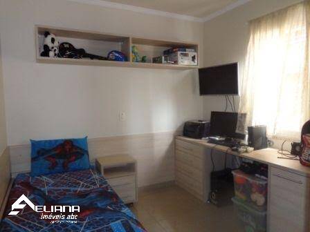 Apartamento à venda com 2 quartos, 70m² - Foto 11